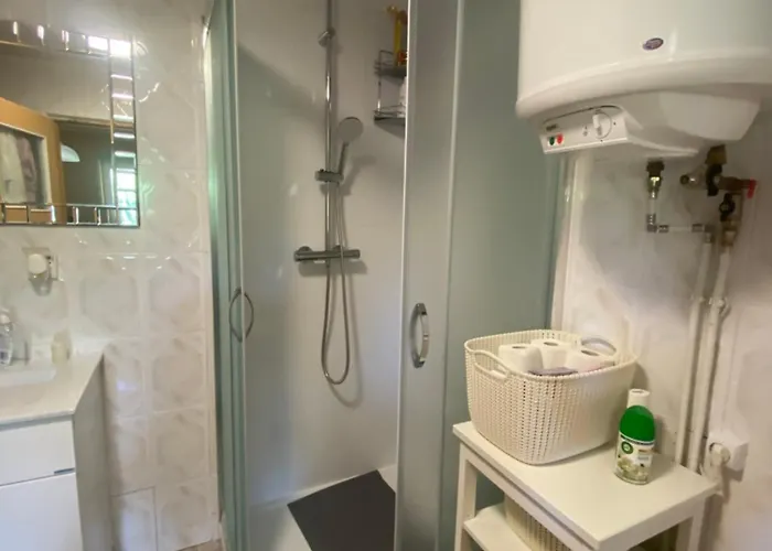 A Unique Place بيت للعطل *